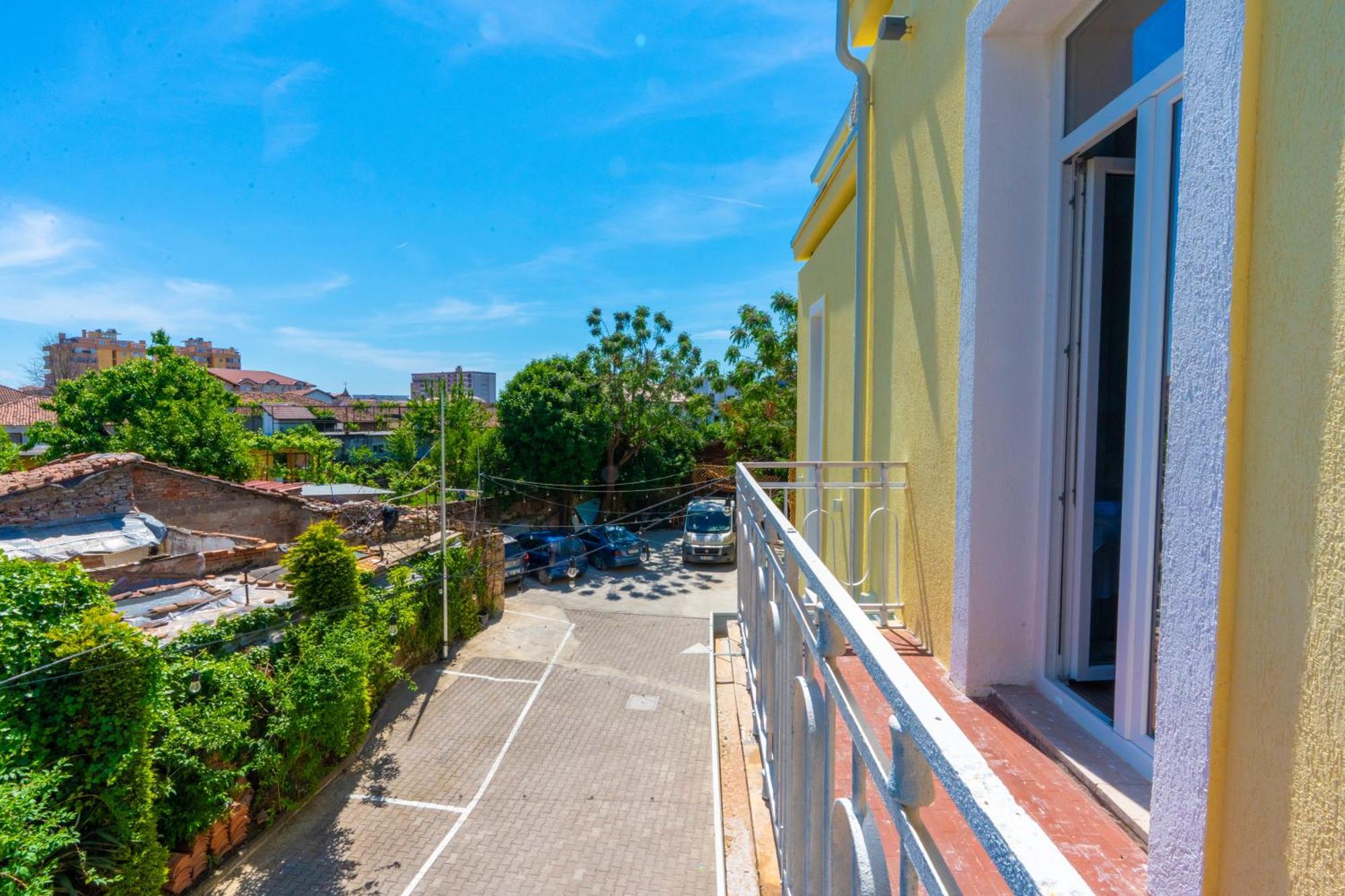 Gjuhadoli Hotel Restaurant Shkoder Exterior photo