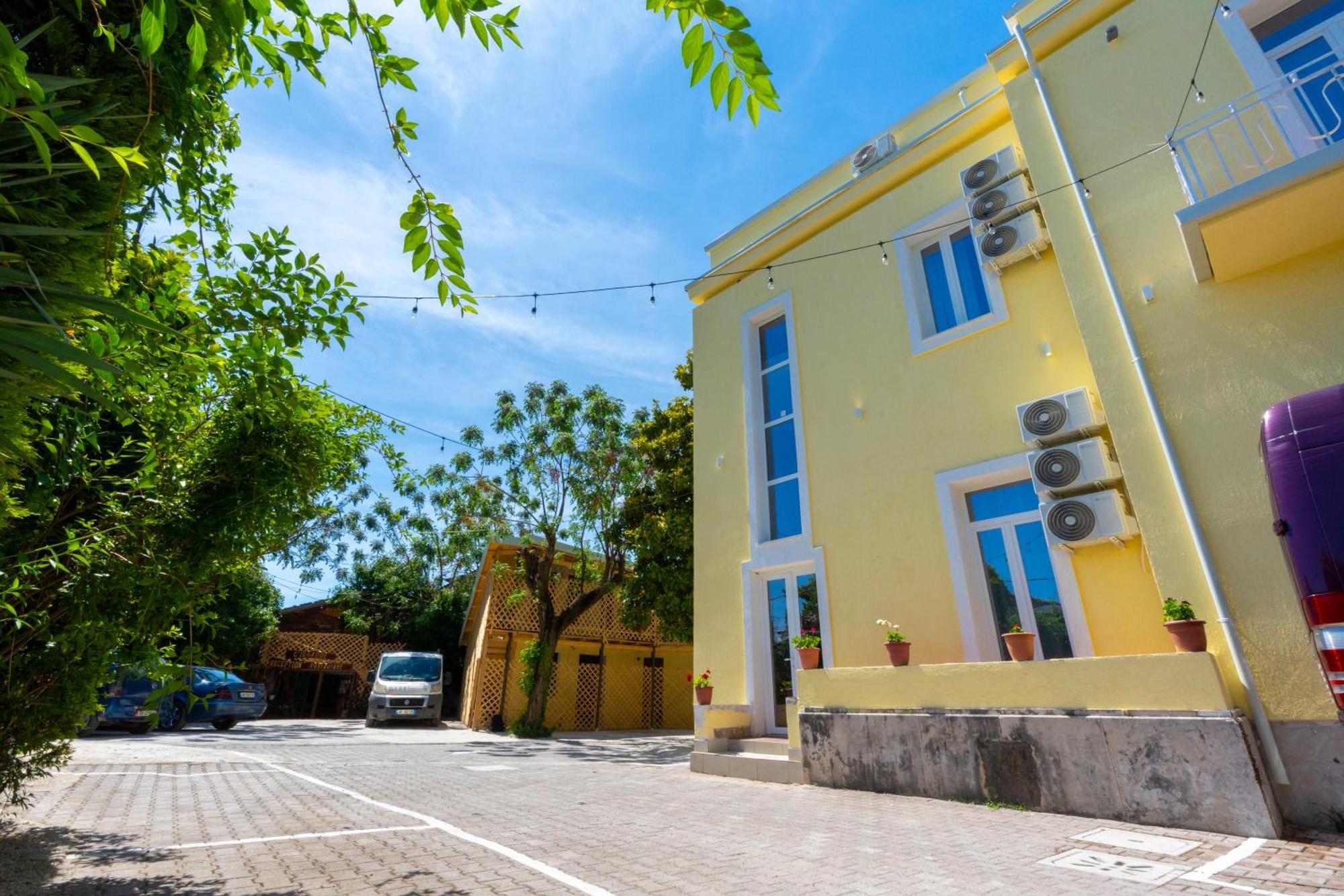 Gjuhadoli Hotel Restaurant Shkoder Exterior photo
